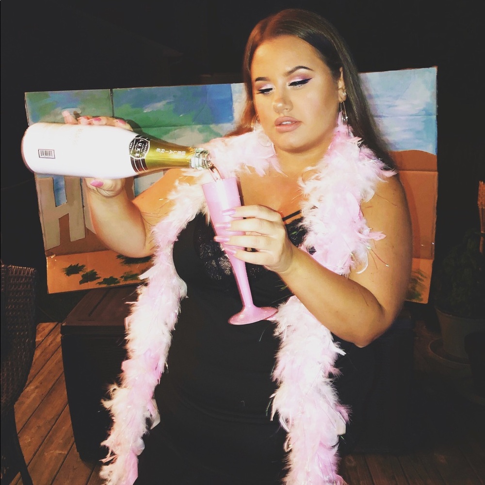 Meet your Posher, Tiffani